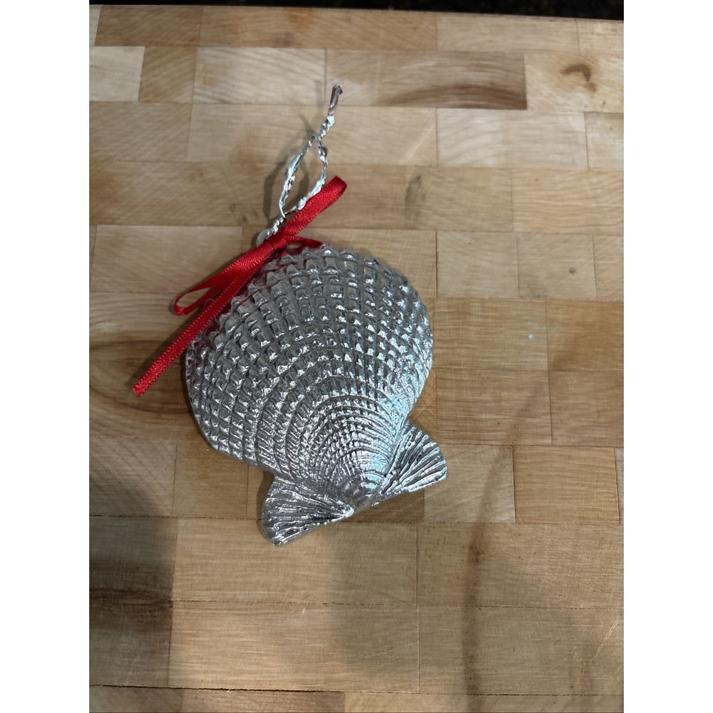 Mariposa Christmas Ornament Shell Mexico Coastal Nautical MINT